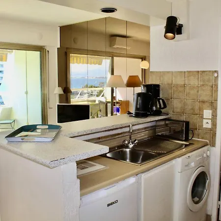 2 Pieces Avec Climatisation, 4 Couchages, A 100m De La - Fr-1-252a-33 Villeneuve-Loubet